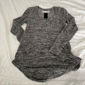 Pure + Good Long Sleeve Heathered Grey Knit Top Tunic Long Sleeve Anthropologie